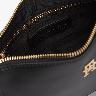  Tommy Hilfiger Glam Kadın Siyah Çapraz Çanta