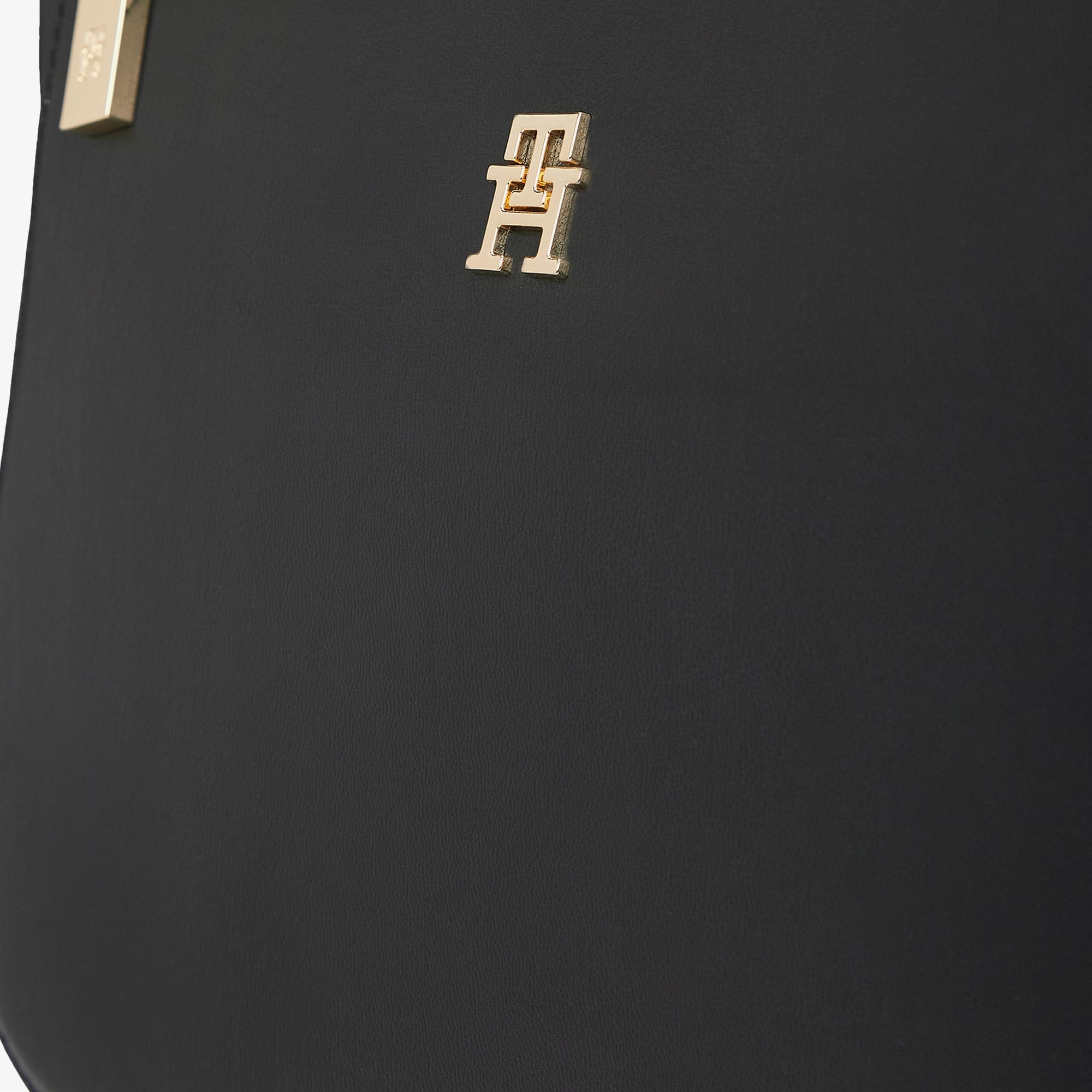 Tommy Hilfiger Glam Kadın Siyah Çapraz Çanta