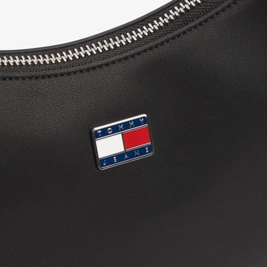  Tommy Hilfiger Daily Elevated Kadın Siyah Omuz Çantası