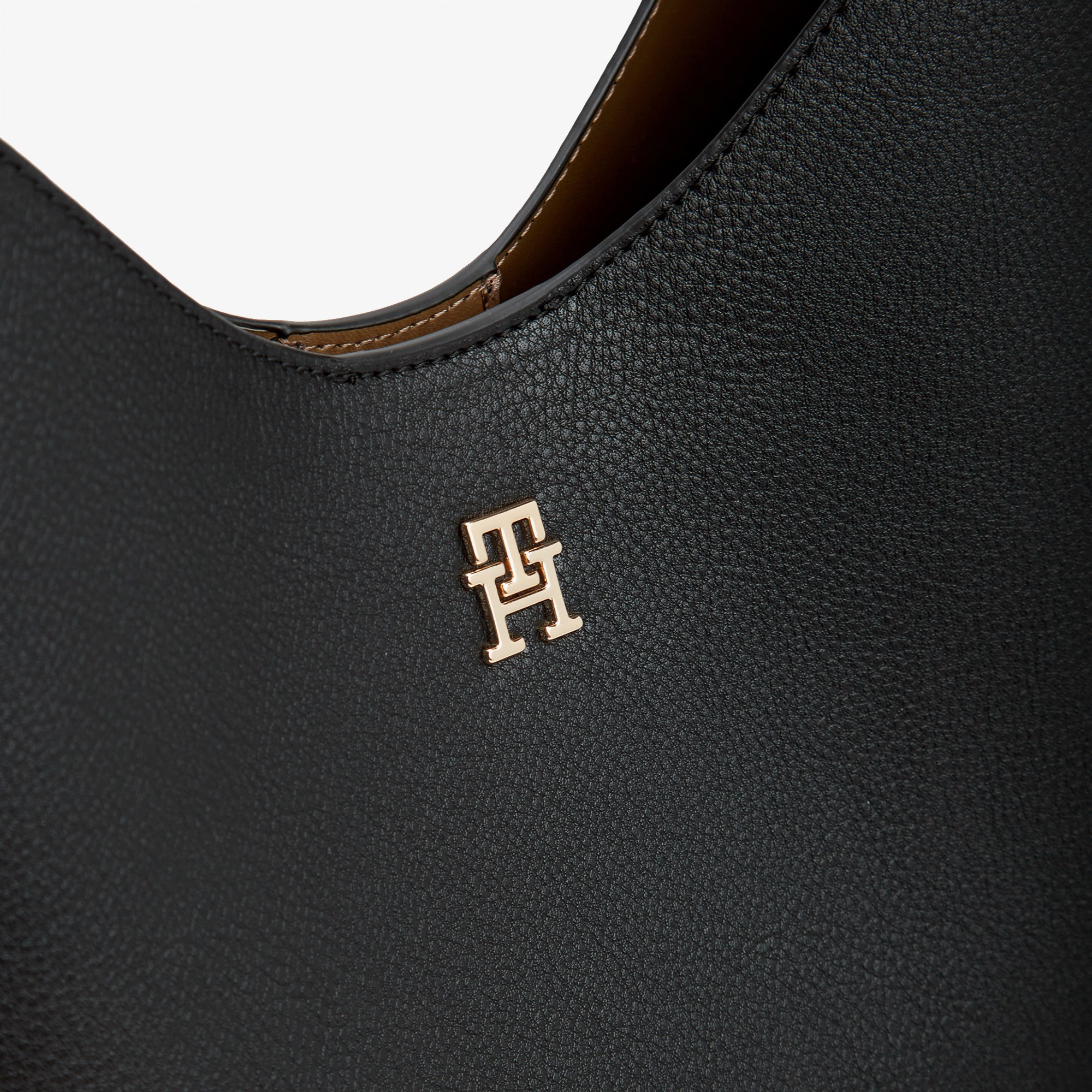 Tommy Hilfiger Icon Kadın Siyah Omuz Çantası