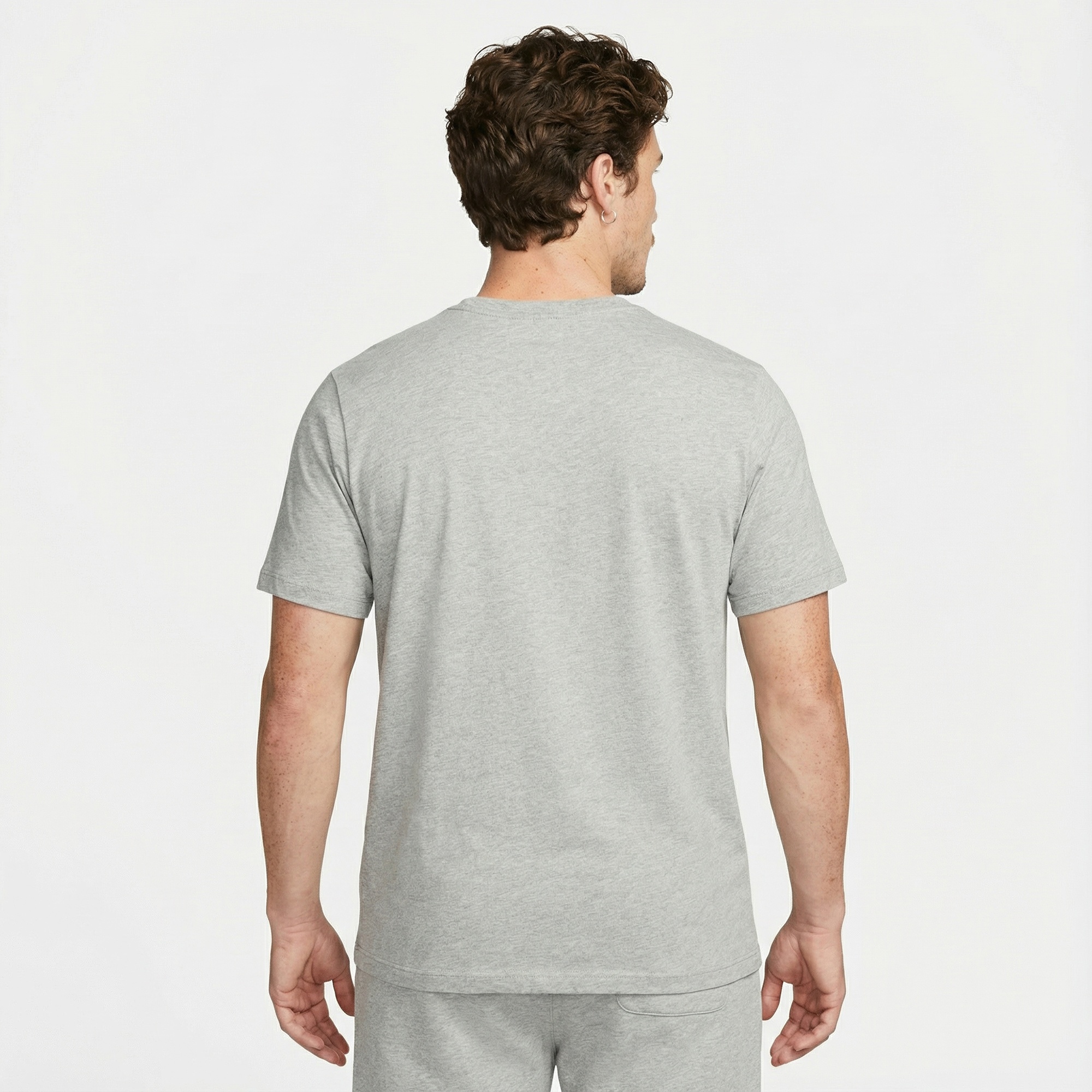 Nike Sportswear Premium Essential Sustainable Erkek Gri T-Shirt