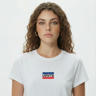 Levi's Lse The Perfect Kadın Beyaz T-Shirt