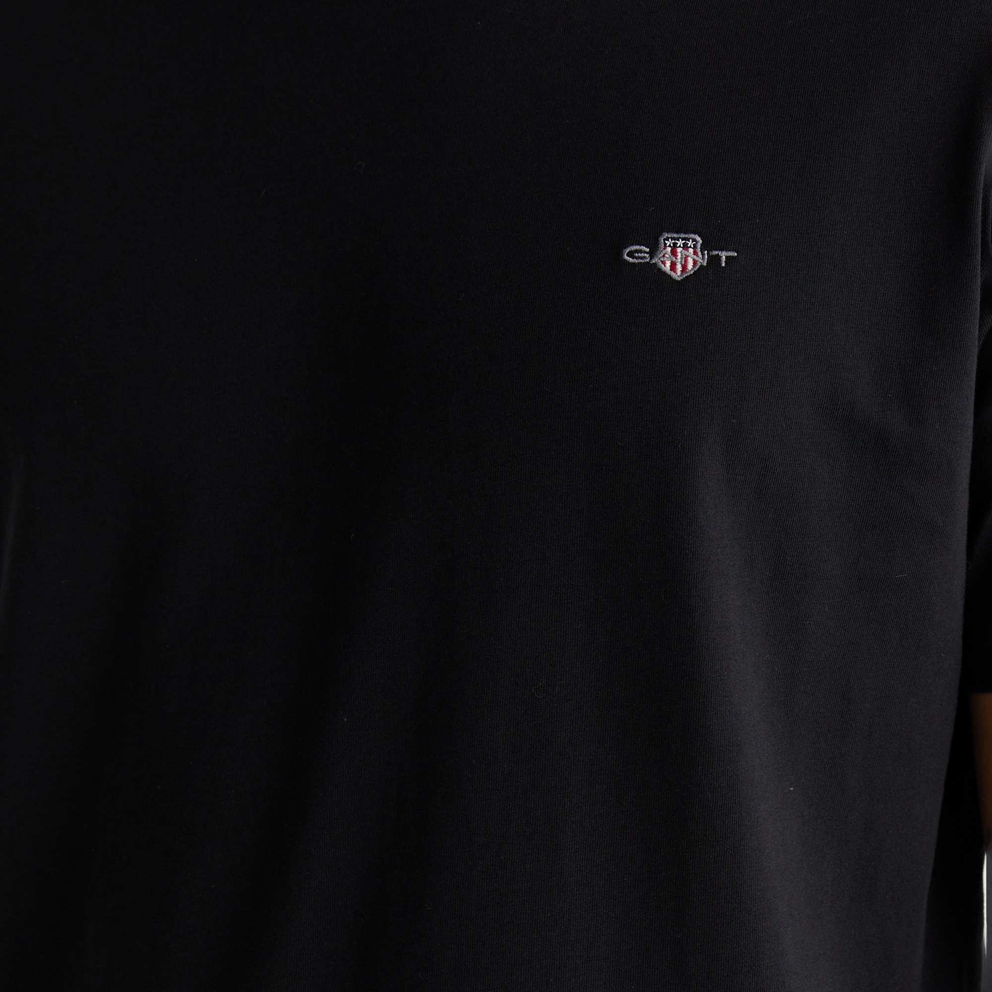 GANT Erkek Siyah Bisiklet Yaka Regular Fit Logolu T-Shirt