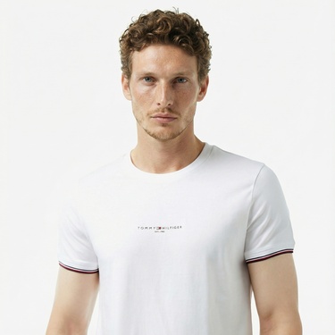  Tommy Hilfiger Logo Tipped Erkek Beyaz T-Shirt