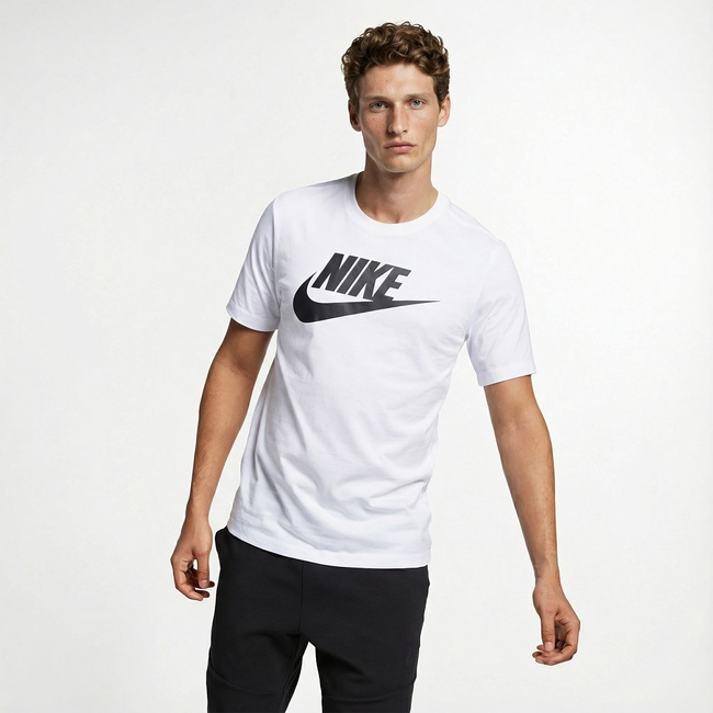  Nike Sportswear Icon Futura Erkek Beyaz T-Shirt