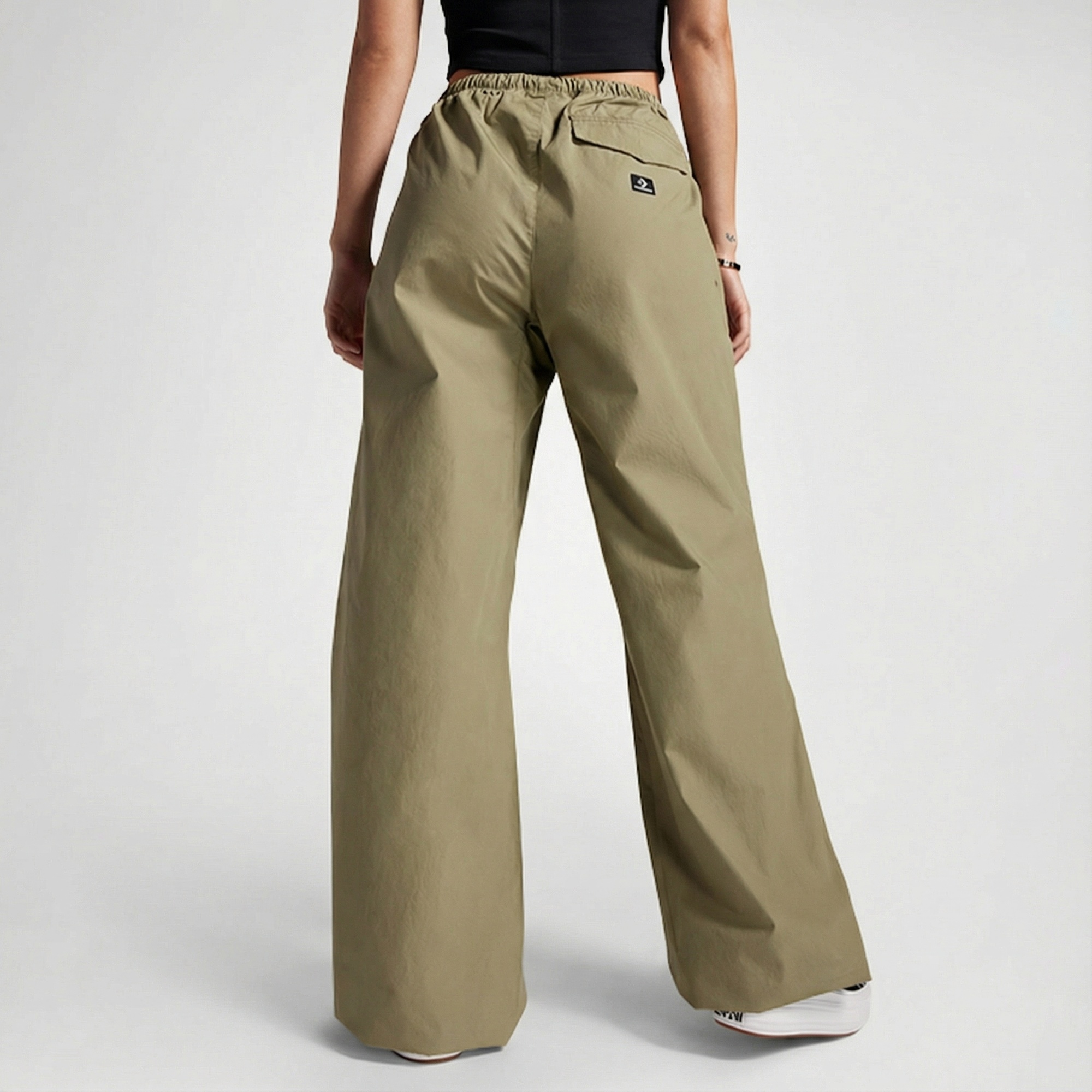 Converse Kadın Haki Paraşüt Pantolon