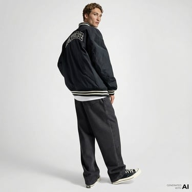  Converse Varsity Graphic Bomber Erkek Siyah Ceket