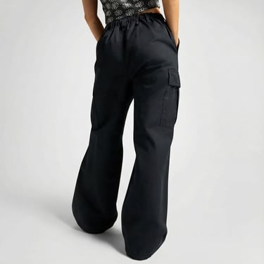  Converse Cargo Kadın Siyah Pantolon
