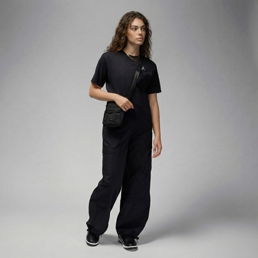  Jordan Essentials Kadın Siyah T-Shirt