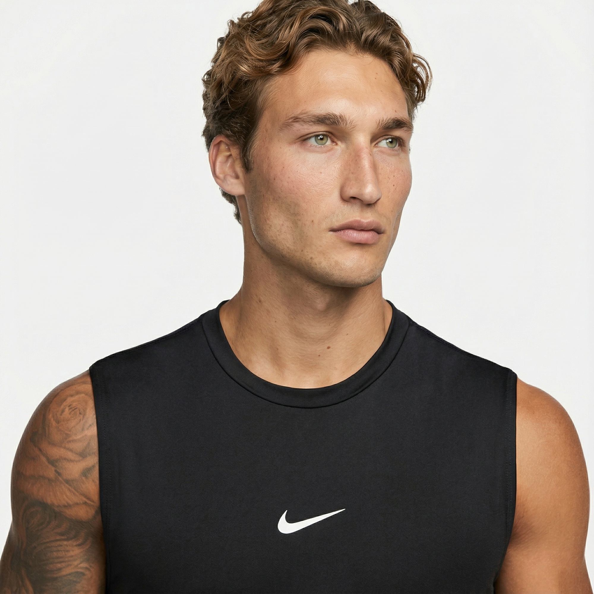Nike Dri-Fit Top Tight Erkek Siyah Kolsuz T-Shirt