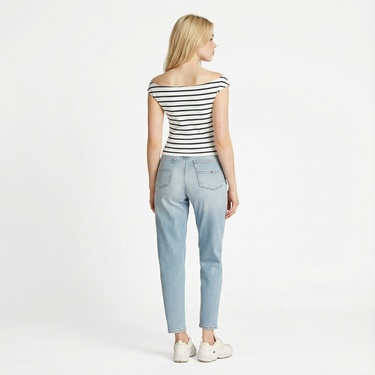  Tommy Jeans Boat Neck Kadın Beyaz T-Shirt