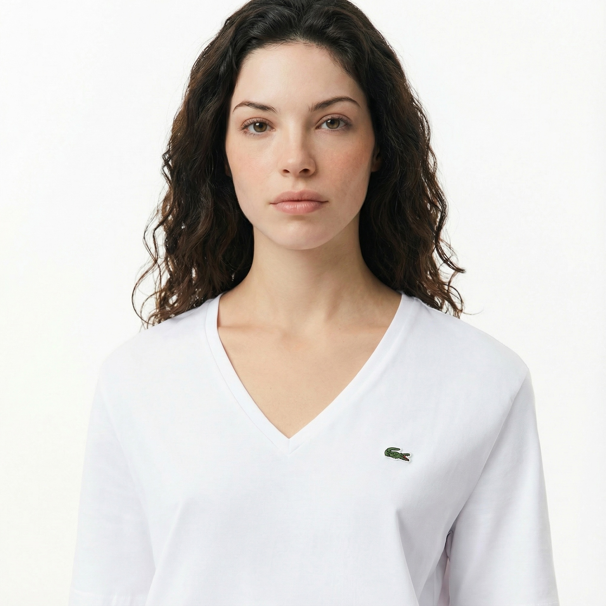 Lacoste Kadın Relaxed Fit V Yaka Beyaz T-Shirt