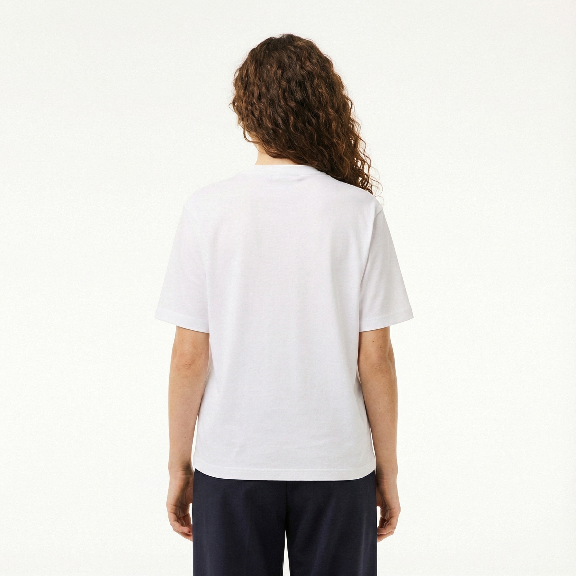 Lacoste Kadın Relaxed Fit Bisiklet Yaka Beyaz T-Shirt