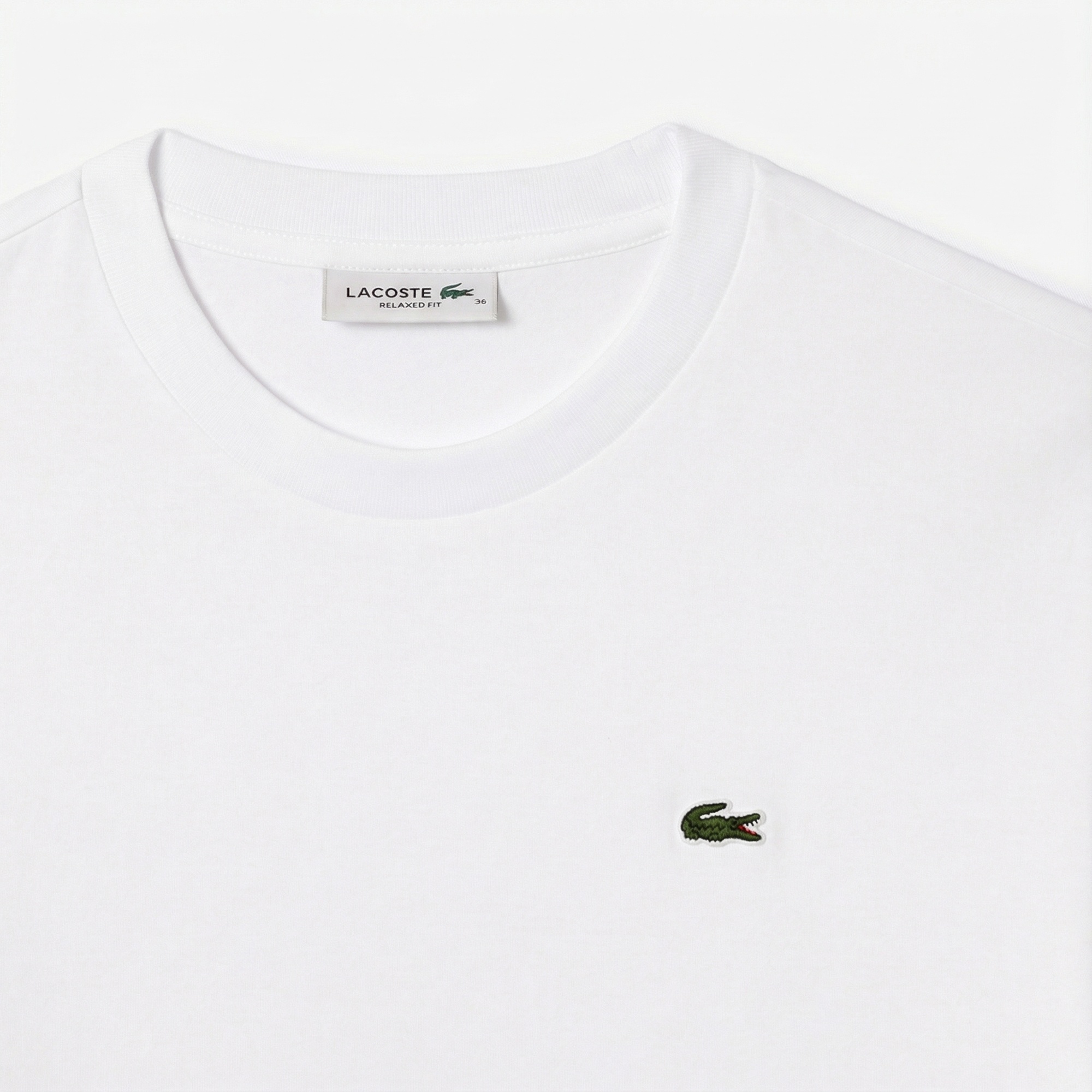 Lacoste Kadın Relaxed Fit Bisiklet Yaka Beyaz T-Shirt