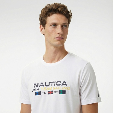  Nautica Erkek Beyaz Standart Fit Kısa Kollu Baskılı T-Shirt