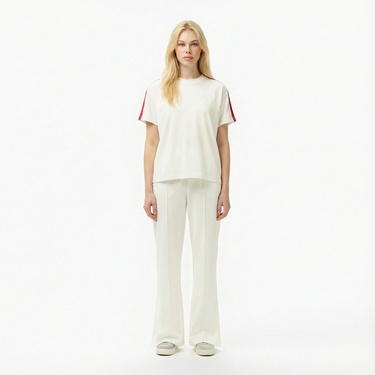  Lacoste Kadın Bisiklet Yaka Beyaz T-Shirt