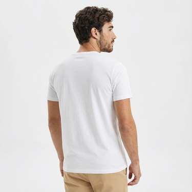  Nautica Erkek Beyaz Standart Fit T-Shirt