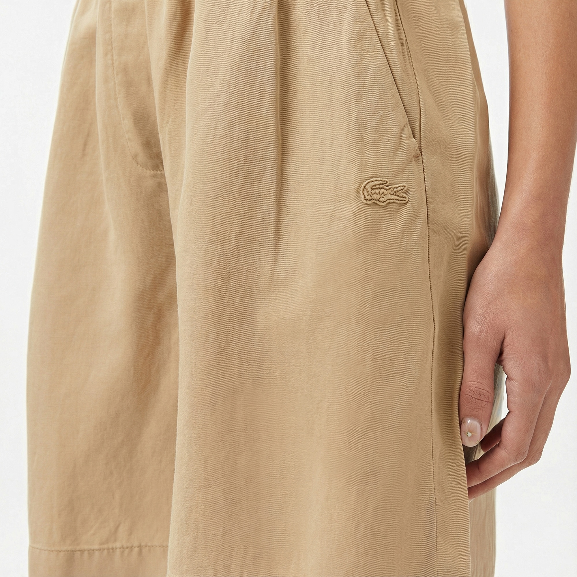 Lacoste Kadın Regular Fit Bej Bermuda Şort