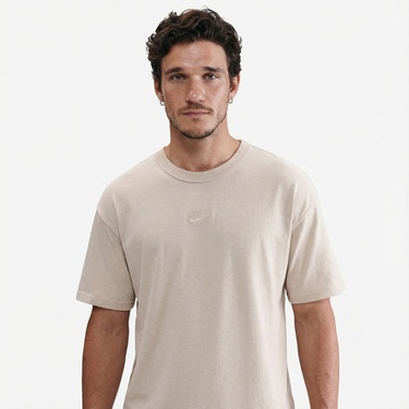  Nike Sportswear Premium Essentials Erkek Krem Rengi T-Shirt