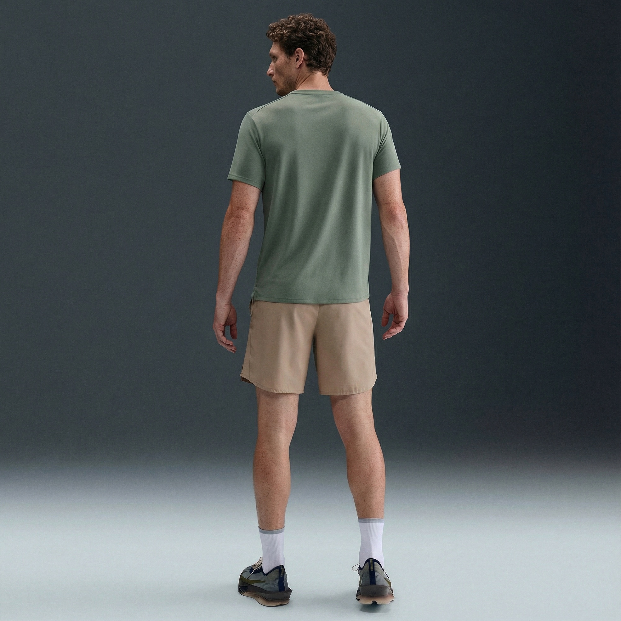 Nike Dri-Fit Miler Erkek Yeşil T-Shirt