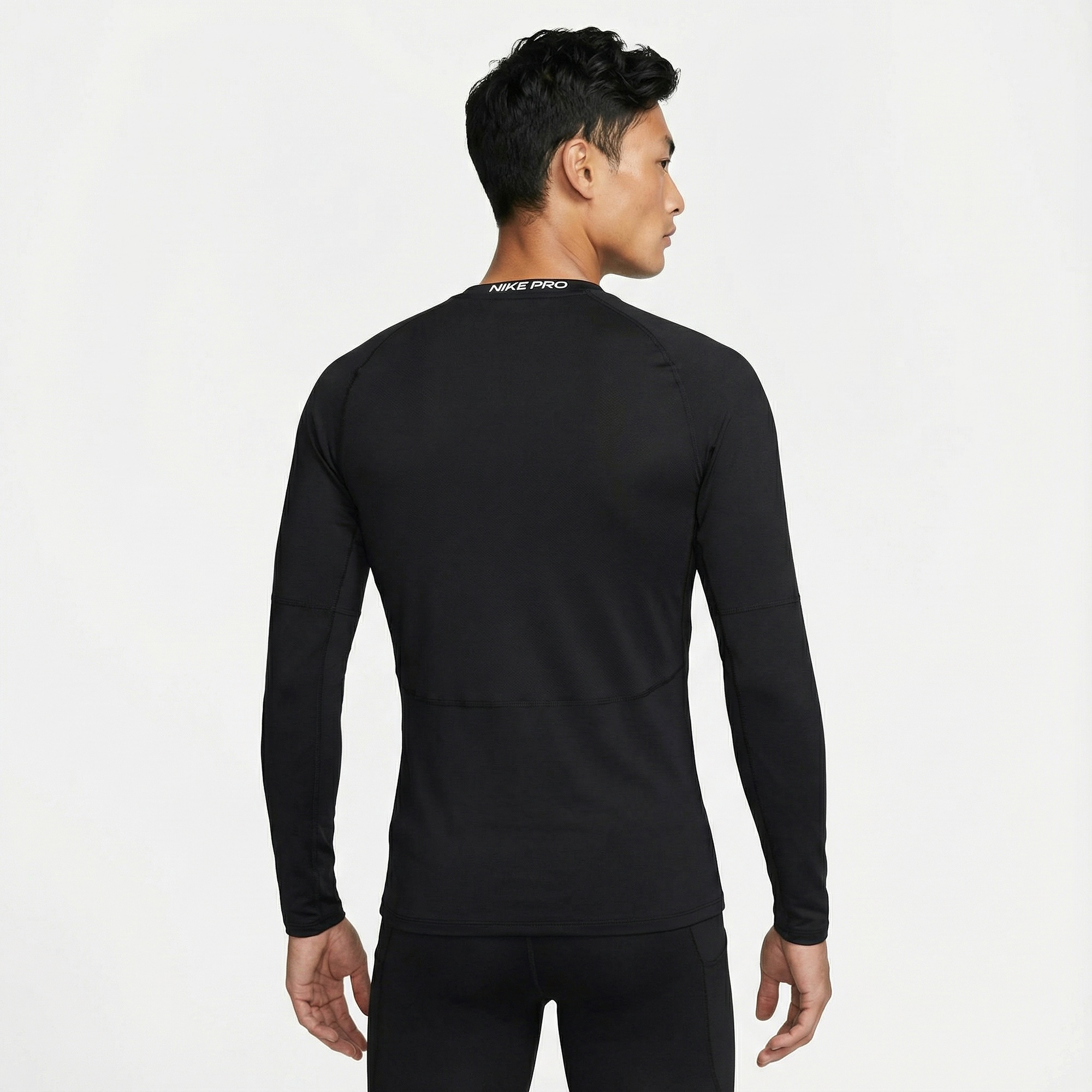 Nike Pro Warm Erkek Siyah Sweatshirt