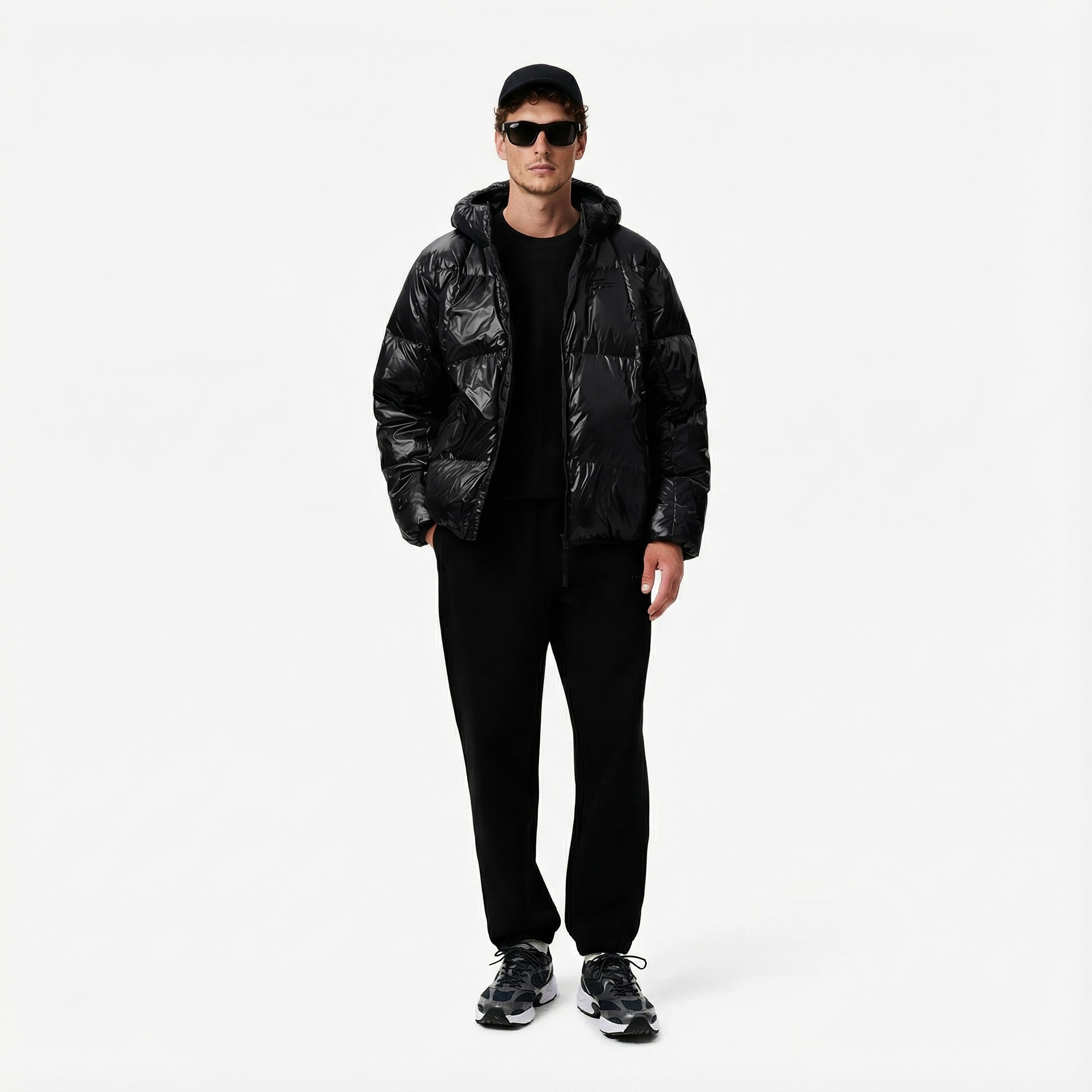 Lacoste Erkek Relaxed Fit Kapüşonlu Siyah Mont