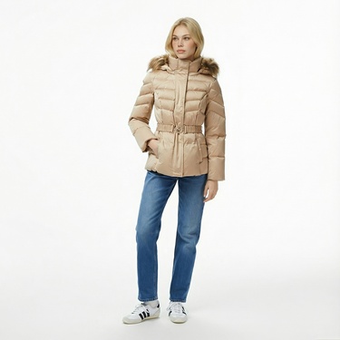  Guess Marina Kadın Bej Mont