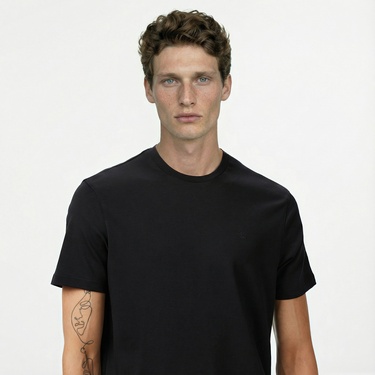  Calvin Klein Supima Chest Erkek Siyah T-Shirt