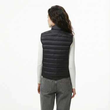  Calvin Klein Ultra Lightweight Down Puffer Kadın Siyah Yelek
