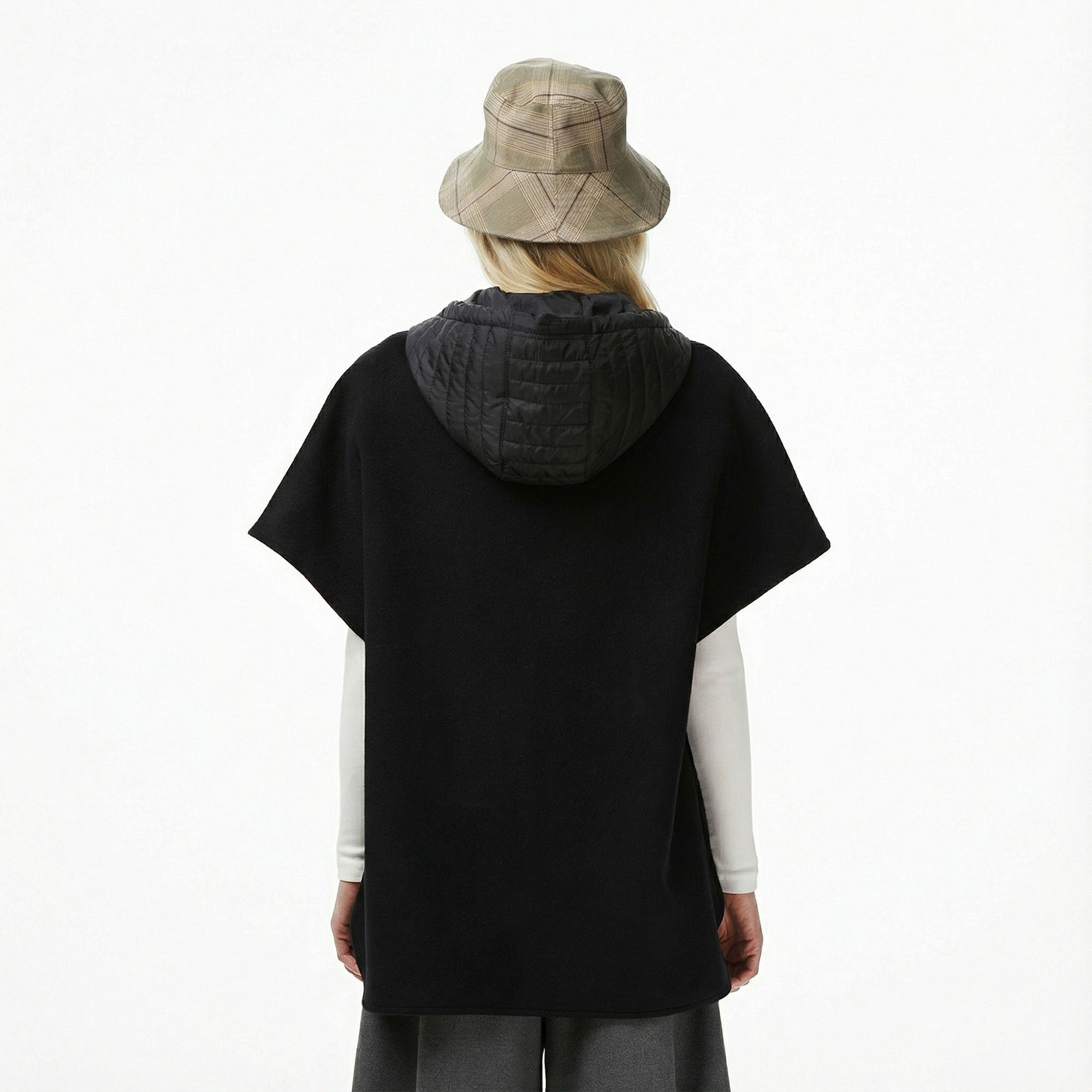 Lacoste Kadın Kapüşonlu Siyah Mont