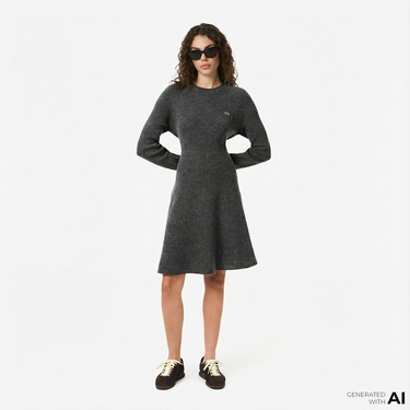  Lacoste Kadın Classic Fit Uzun Kollu Bisiklet Yaka Koyu Gri Elbise