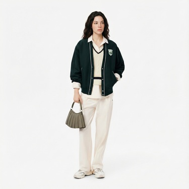  Lacoste Kadın Classic Fit V Yaka Krem Süveter