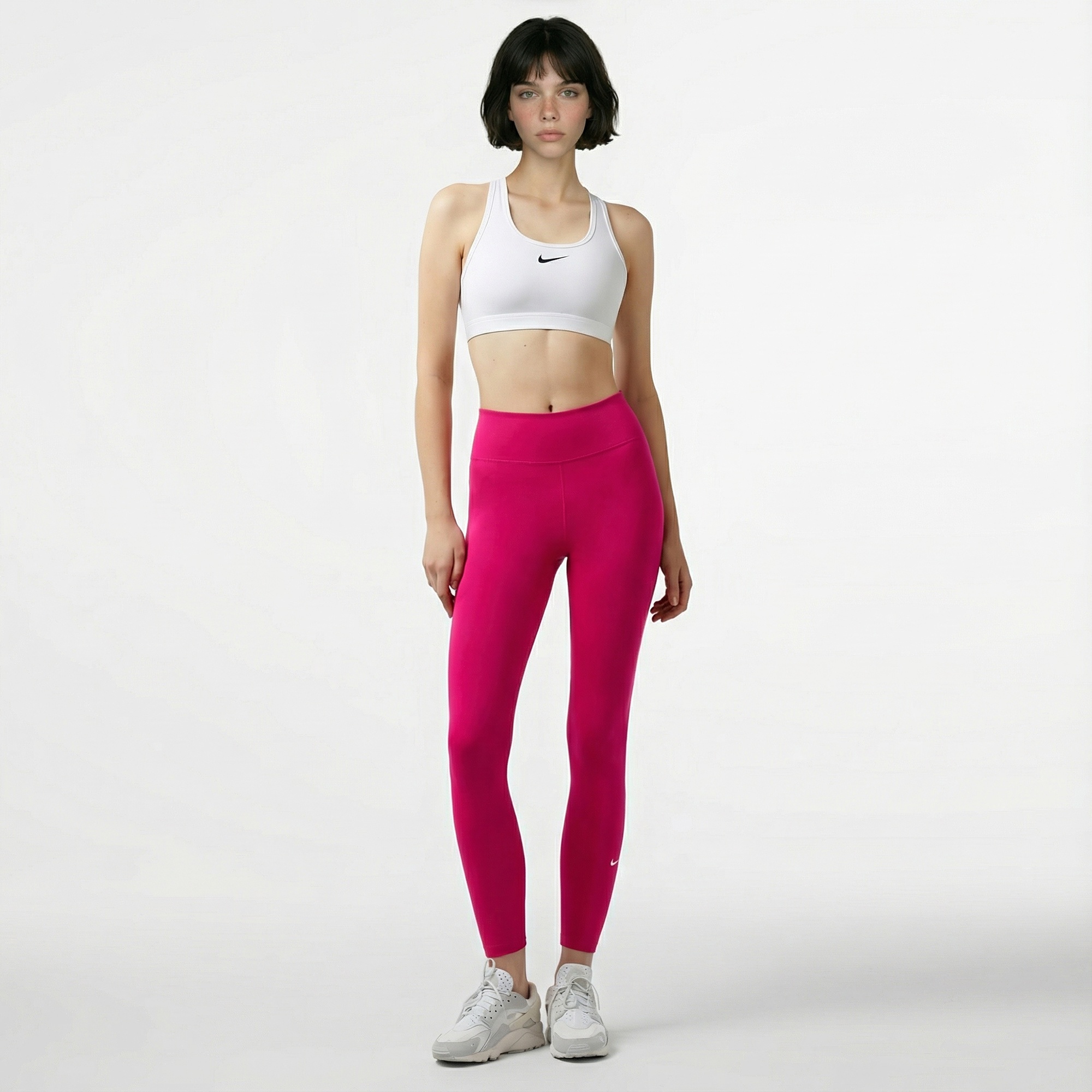 Nike Swoosh Med Sport Kadın Beyaz Bra