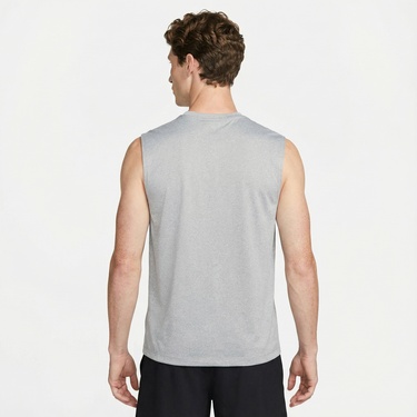  Nike Dri-Fit Sl Reset Erkek Gri Kolsuz T-Shirt