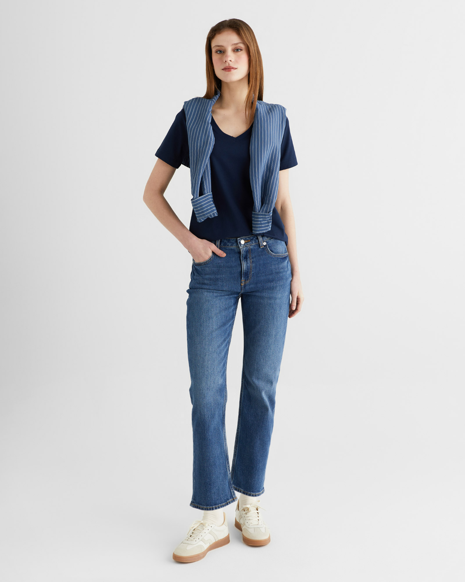  GANT Kadın Mavi V Yaka Regular Fit T-Shirt