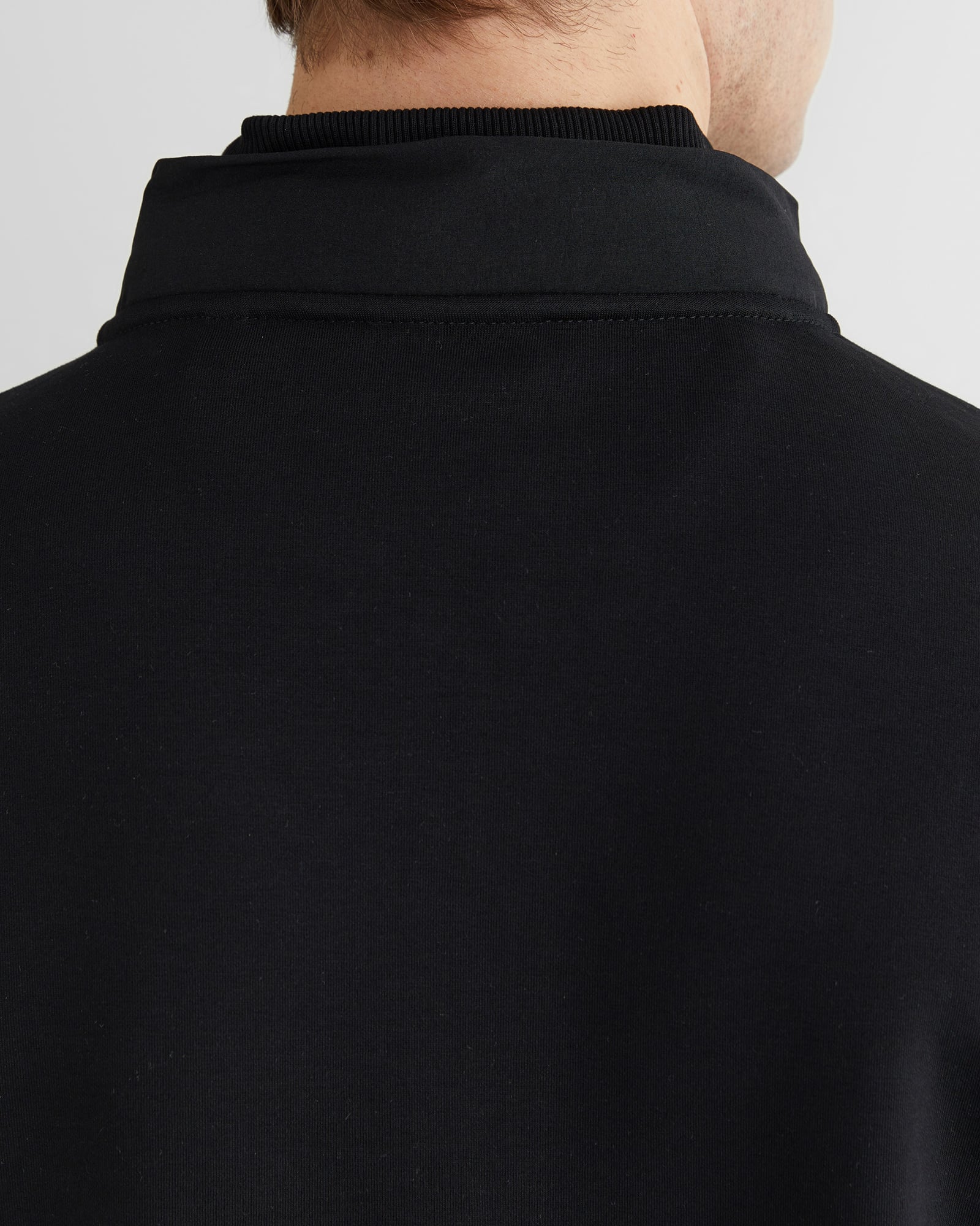  GANT Erkek Siyah Fermuarlı Hırka