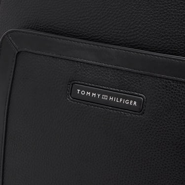  Tommy Hilfiger Central Erkek Siyah Sırt Çantası