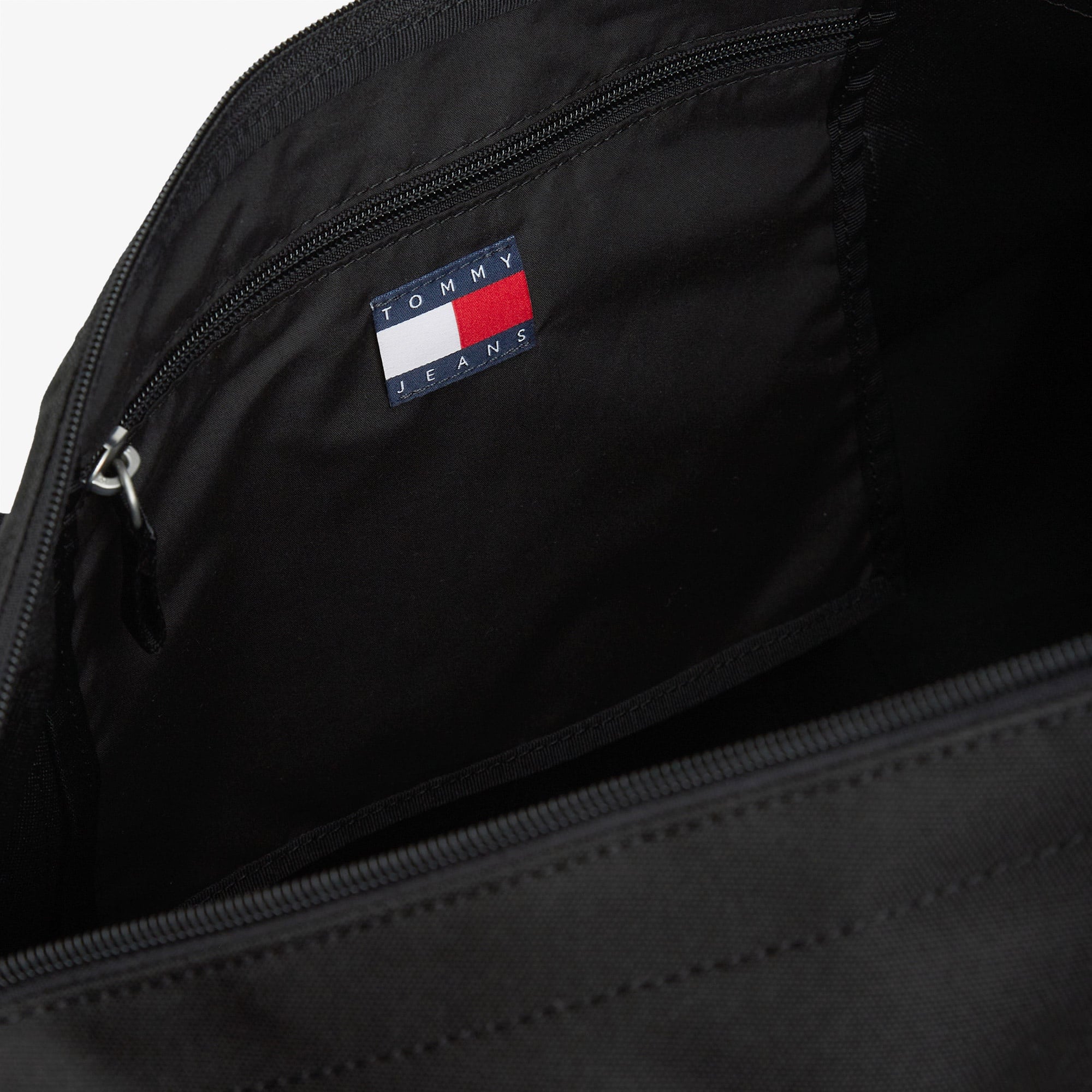 Tommy Hilfiger Essential Daily Erkek Siyah Spor Çantası