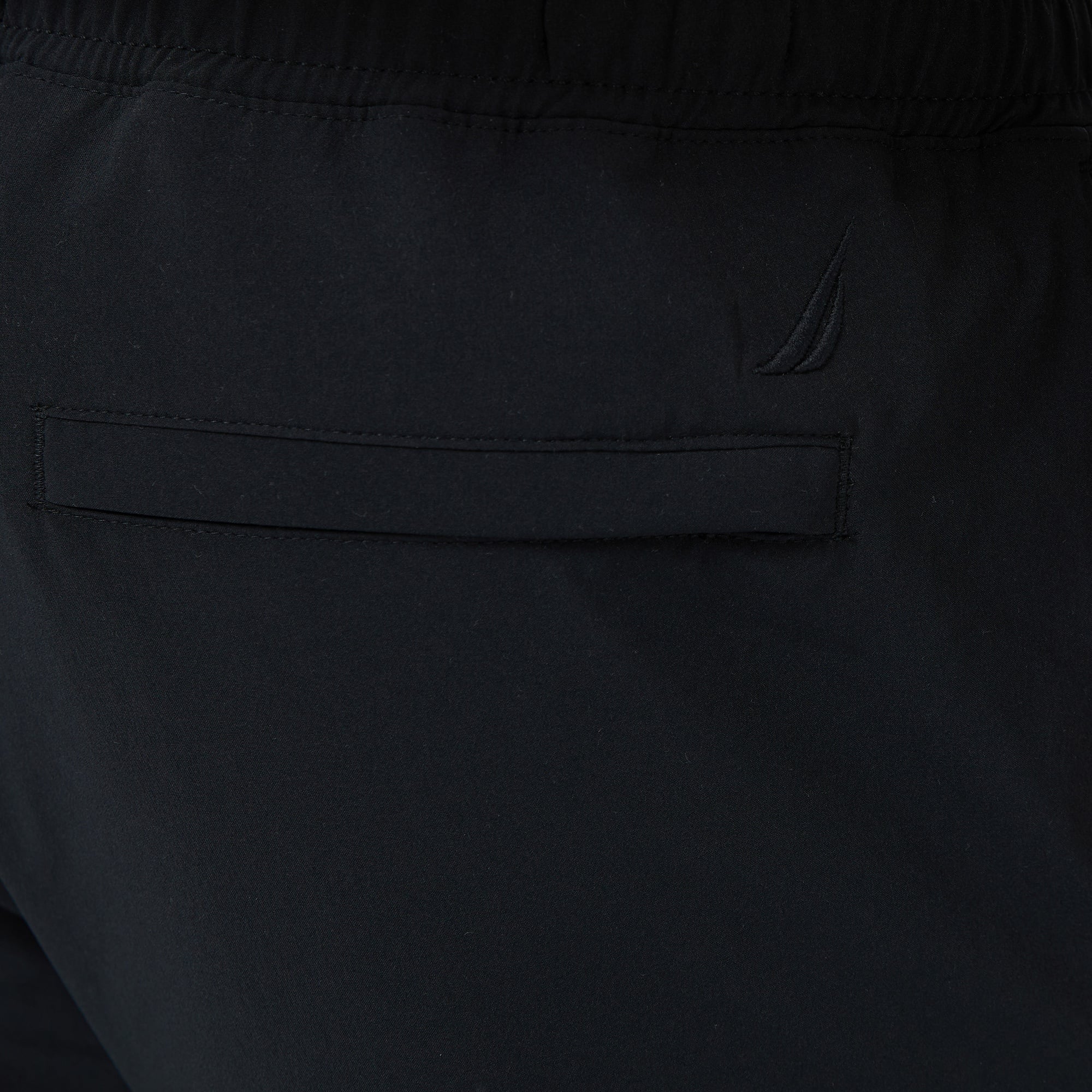 Nautica Erkek Siyah Slim Fit Teknik Pantolon