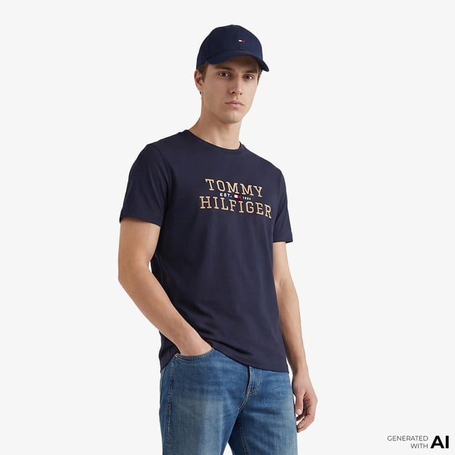  Tommy Hilfiger Brand Love Graphic Erkek Lacivert T-Shirt