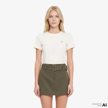  Guess Sonia Aktif Modal Karışımlı Slim Fit Kadın Beyaz T-Shirt