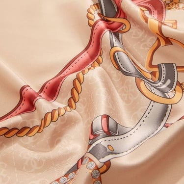  Guess Not Coordinated Kadın Kahverengi Eşarp