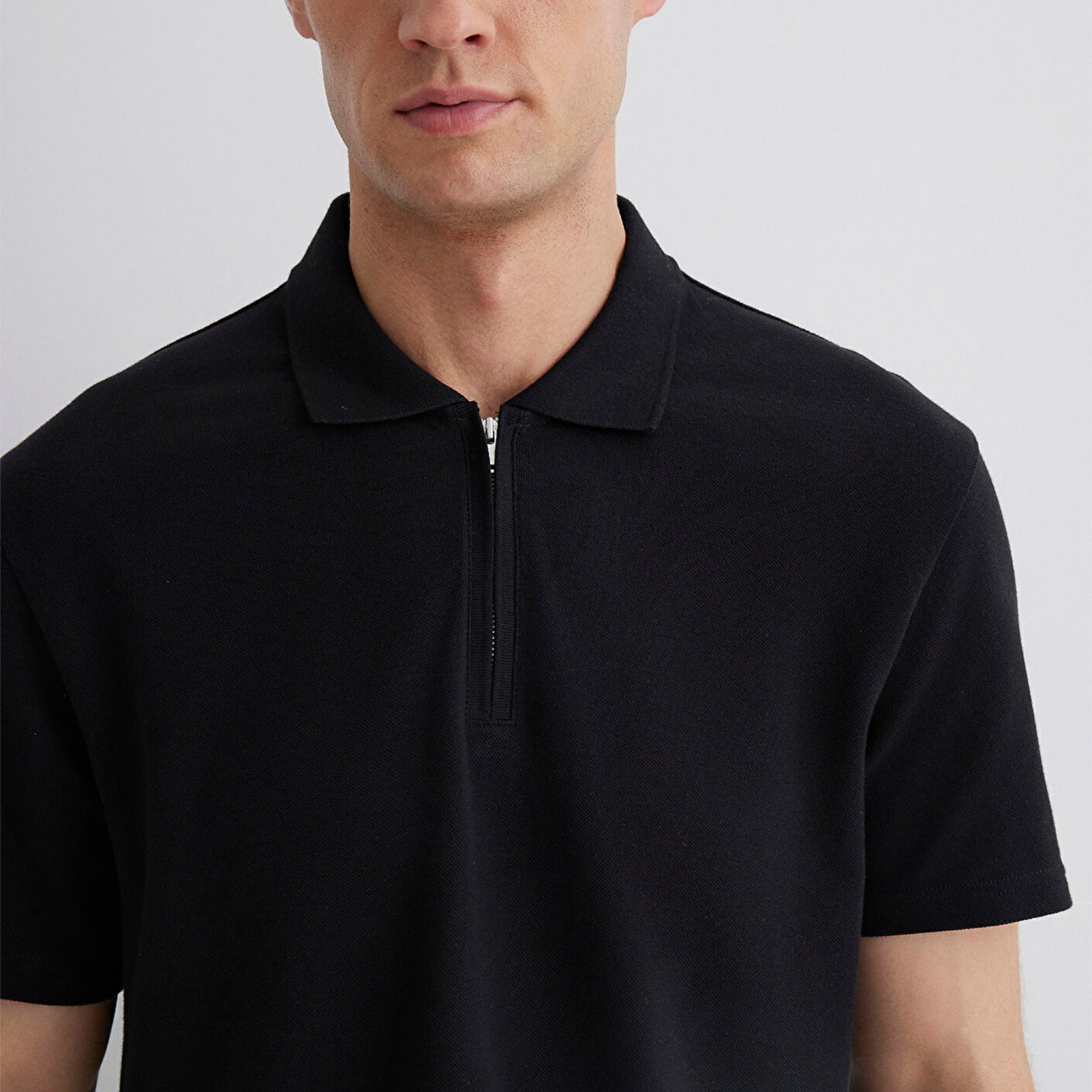 Mavi Yarı Fermuarlı Siyah Polo Tişört Regular Fit / Normal Kesim 0612525-900