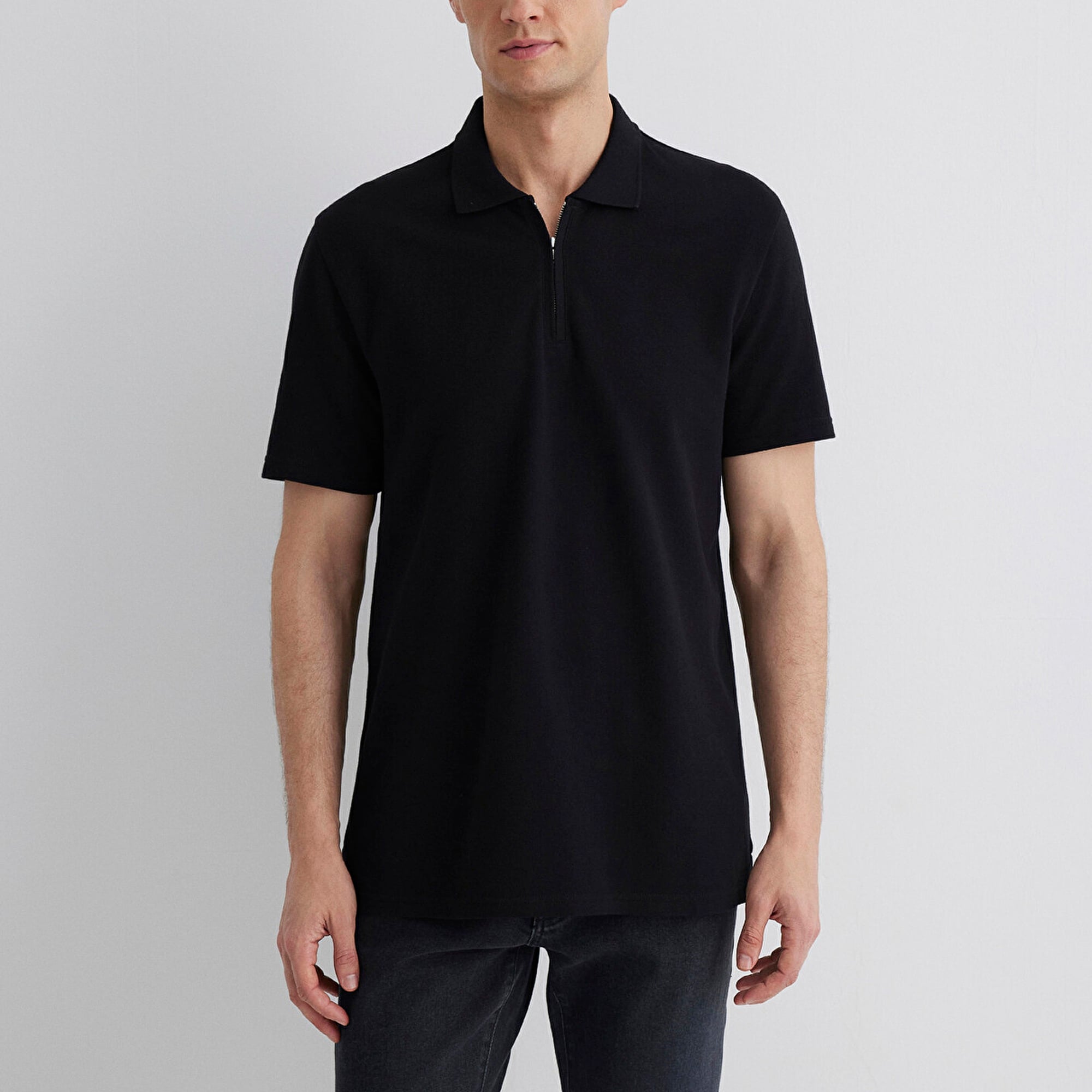 Mavi Yarı Fermuarlı Siyah Polo Tişört Regular Fit / Normal Kesim 0612525-900