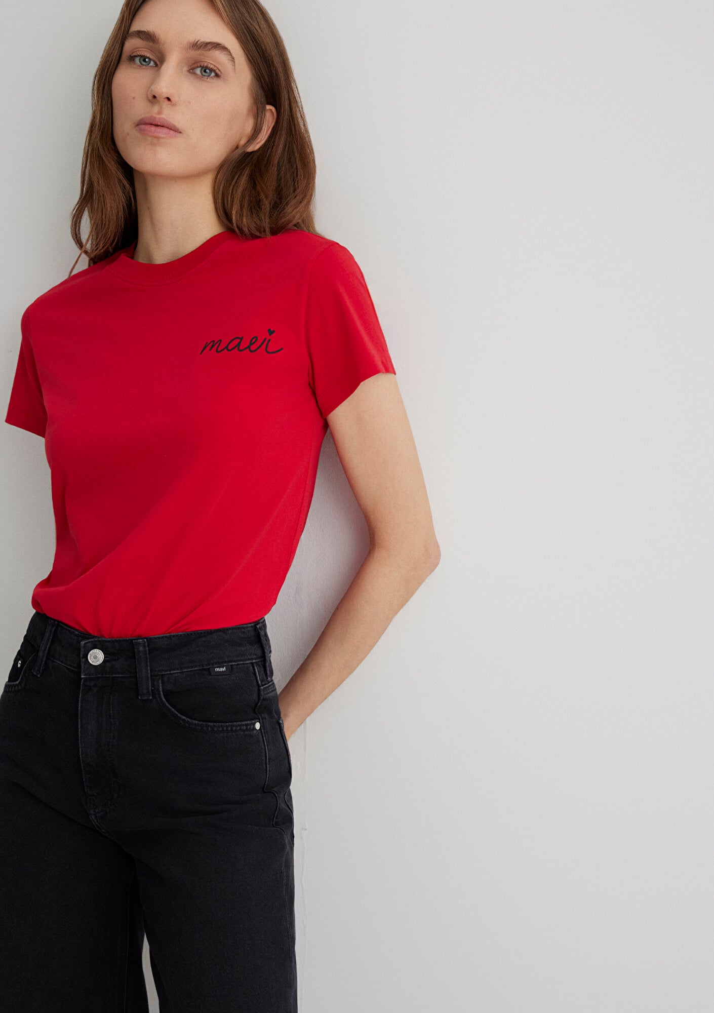 Mavi Mavi Logo Baskılı Kırmızı Tişört Semi Slim Fit / Yarı Dar Kesim 1612962-82054