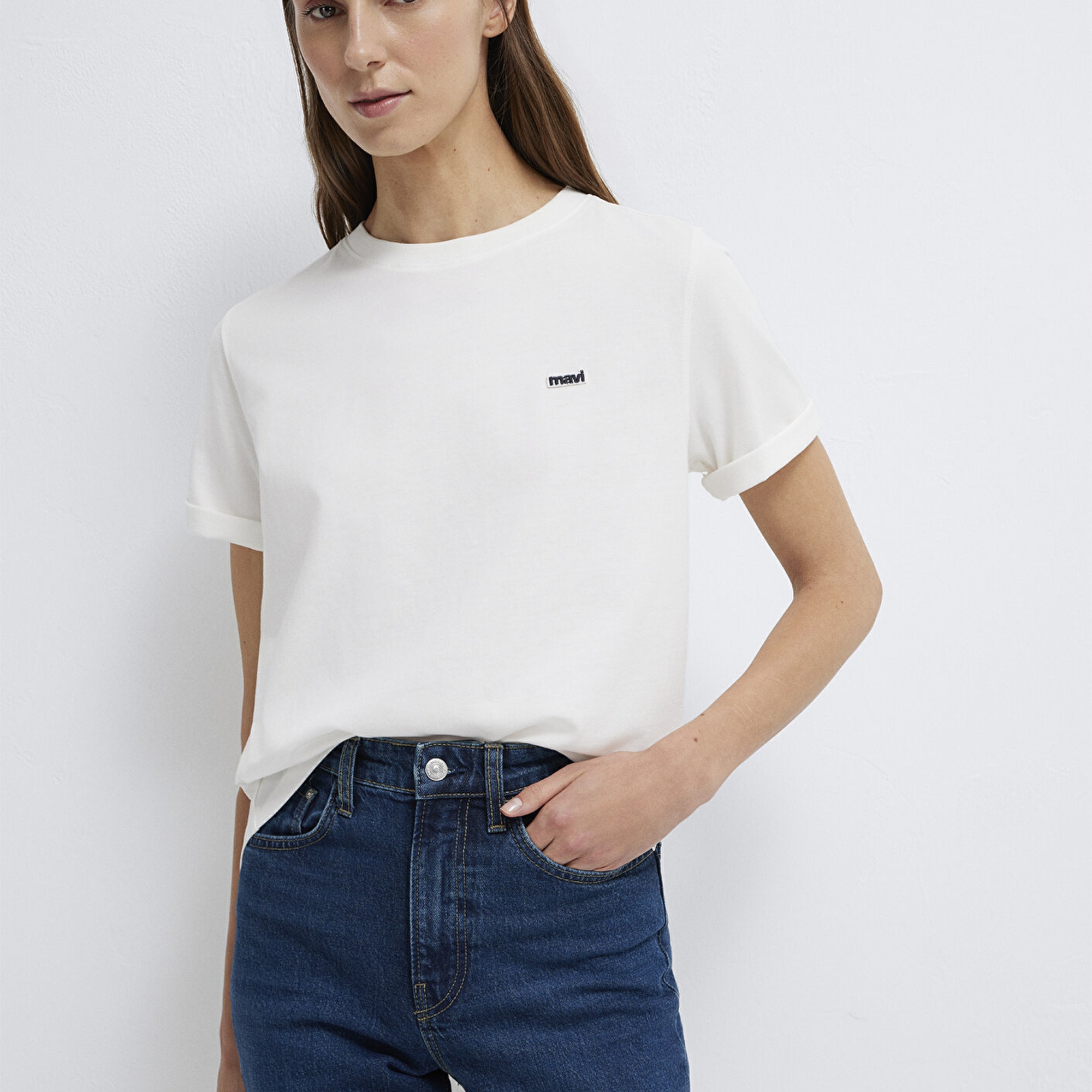 Mavi Mavi Logo Baskılı Ekru Tişört Regular Fit / Normal Kesim 1613407-70057
