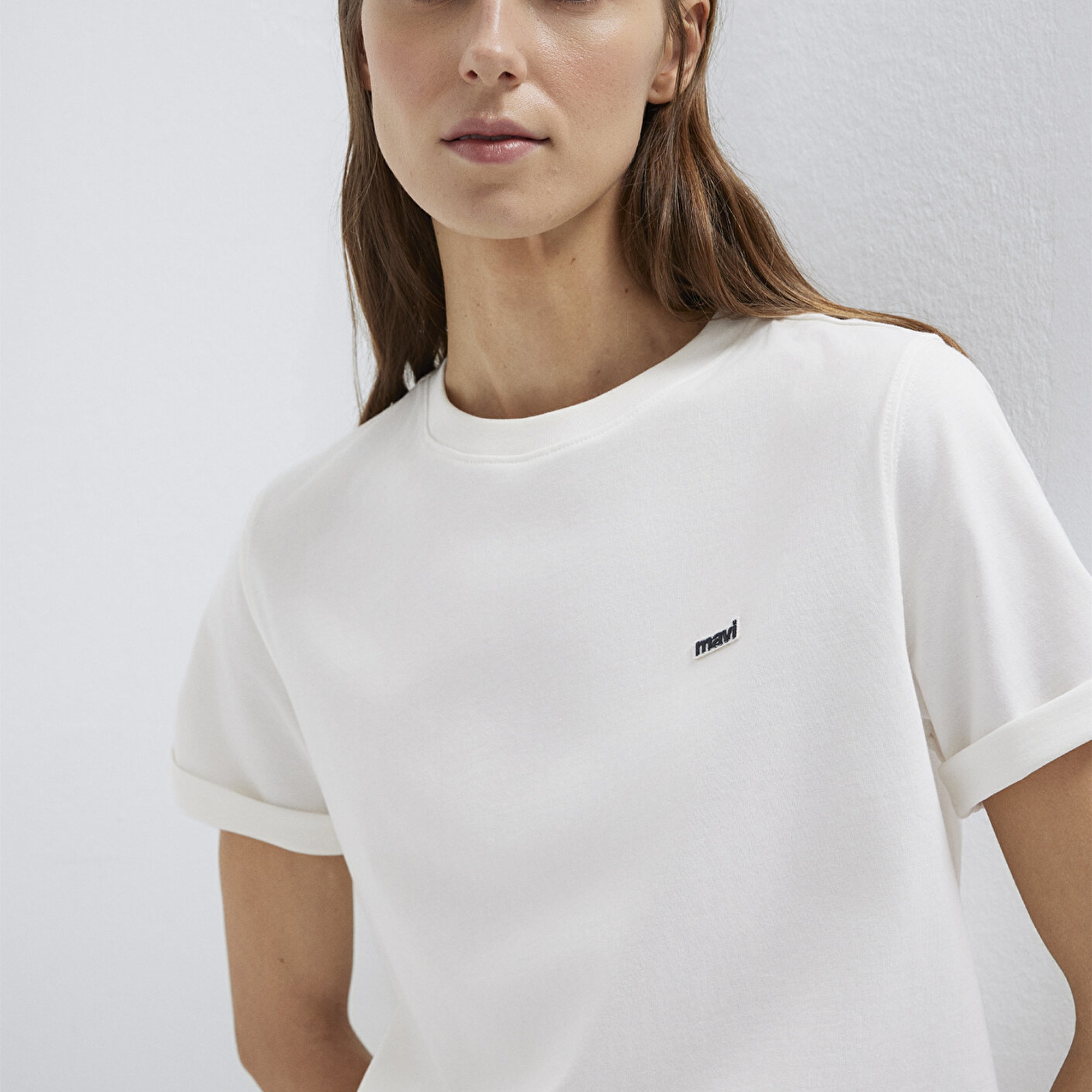 Mavi Mavi Logo Baskılı Ekru Tişört Regular Fit / Normal Kesim 1613407-70057