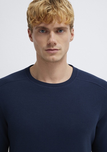  Mavi Uzun Kollu Dokulu Lacivert Basic Tişört Slim Fit / Dar Kesim 0610106-70490