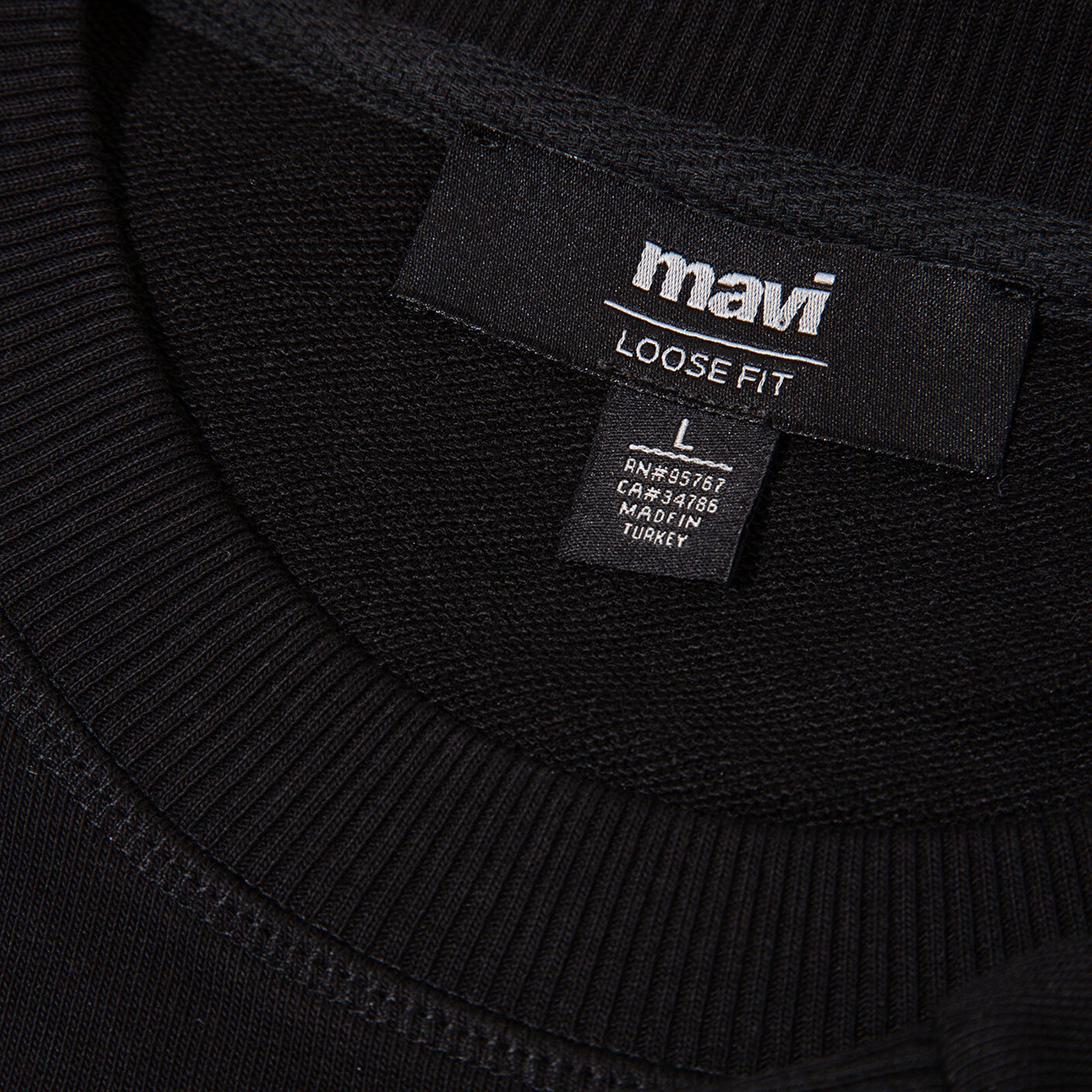 Mavi Bisiklet Yaka Siyah Sweatshirt 0S10551-900