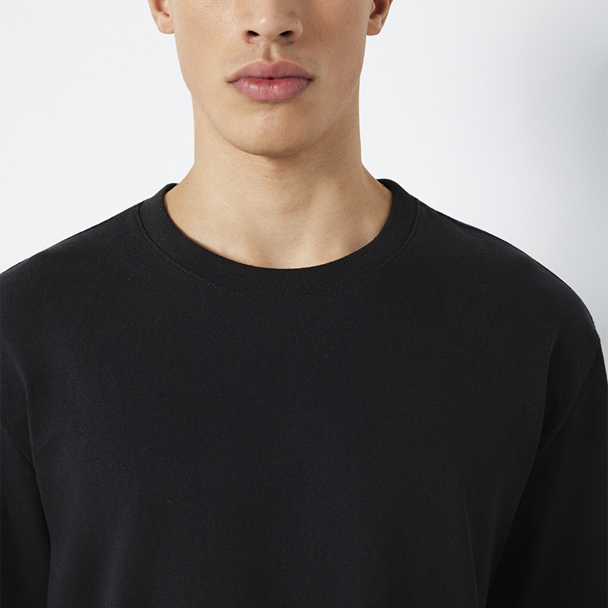 Mavi Uzun Kollu Siyah Basic Tişört Loose Fit / Bol Rahat Kesim 0613170-900